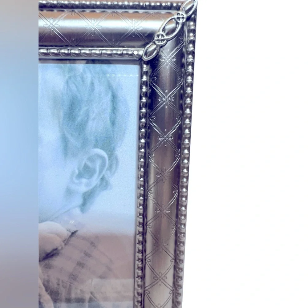 Elegant Silver Decorative Tabletop Photo Frame which Fits 5 x 7 Photo by Malden